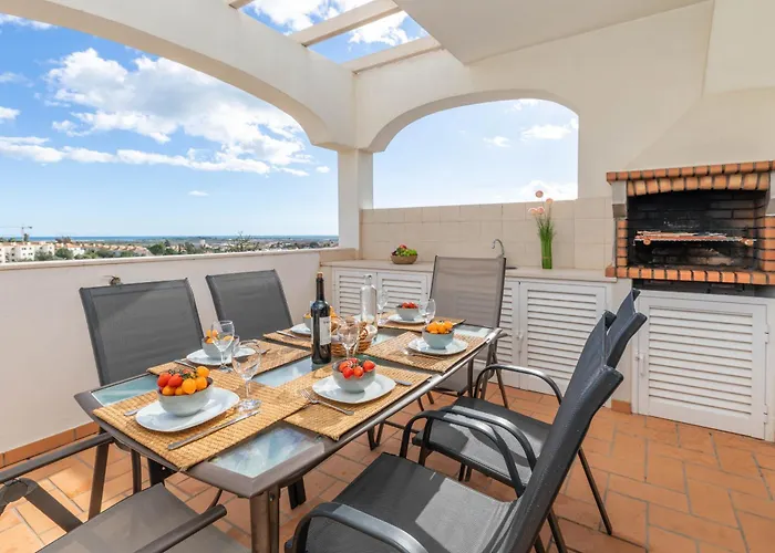 Rosa, Residential, Pezinhos Βίλα