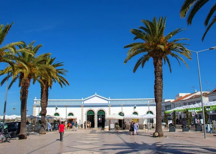 Rosa, Residential, Pezinhos *