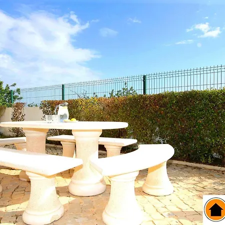 Rosa, Residential, Pezinhos Villa