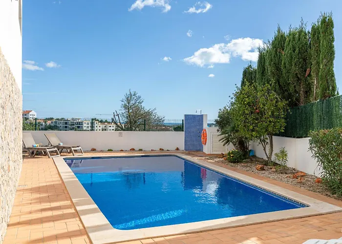 Villa Rosa, Residential, Pezinhos *